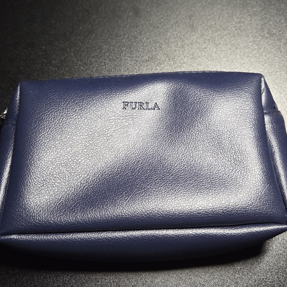 Furla Travel Cosmetic Make-up Pouch (Phillipine Airlines EXCLUSIVE)